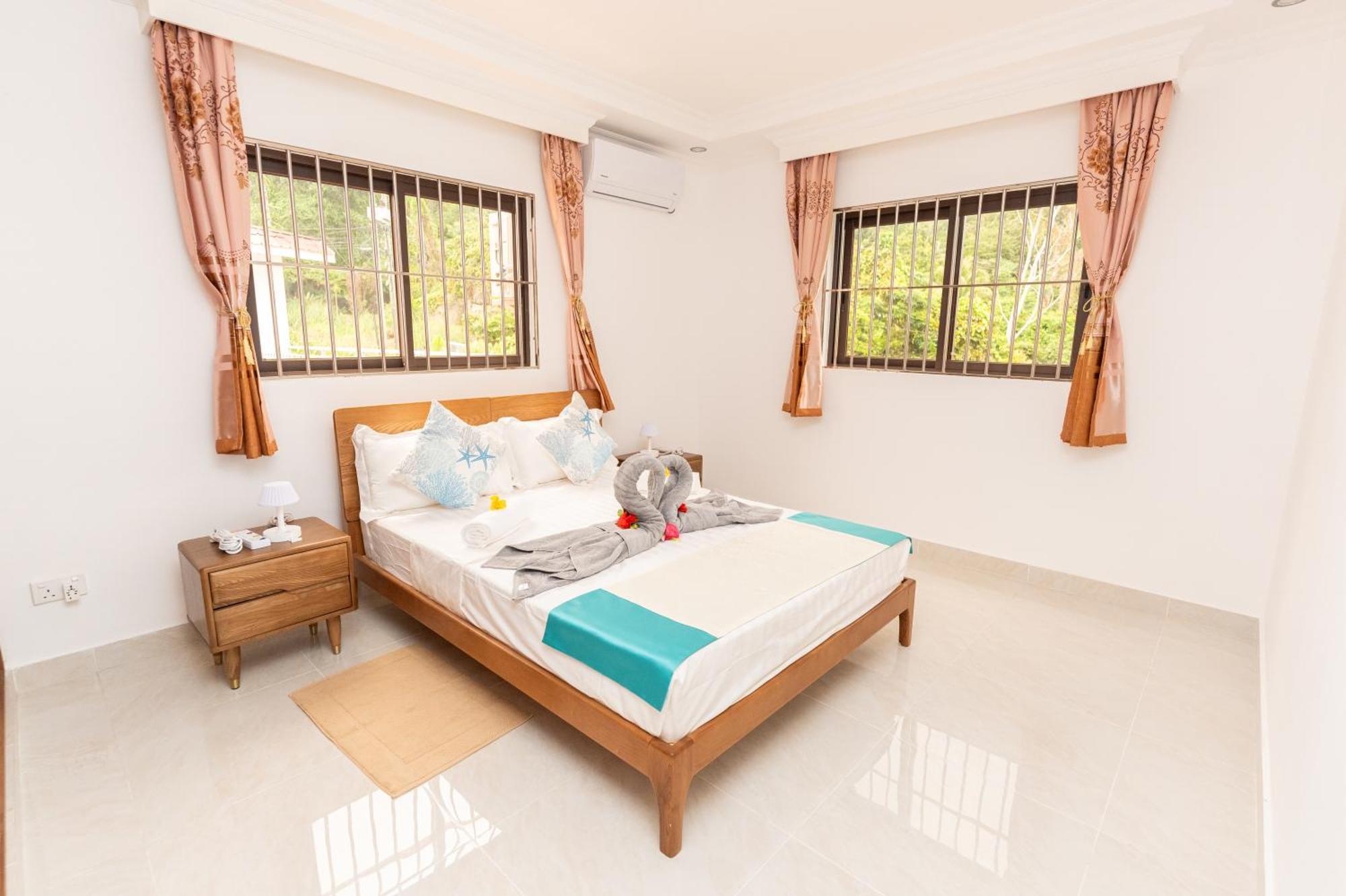 Sun And Sea Self Catering Apartment *