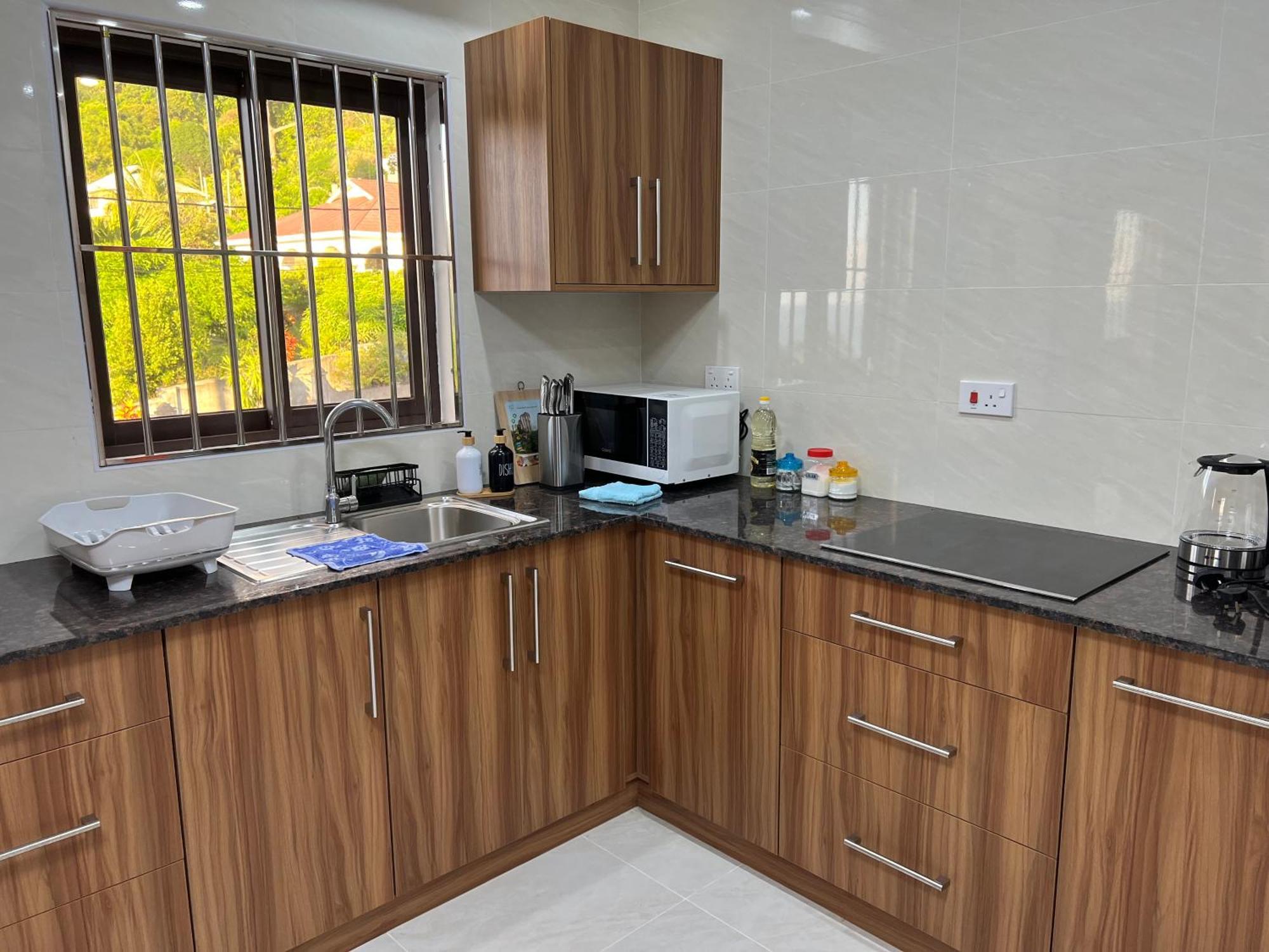 Sun And Sea Self Catering Apartment *